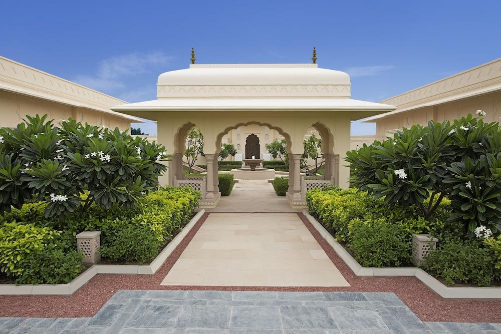 The Oberoi Sukhvilas Spa Resort, New Chandigarh Khizrabad Exterior foto